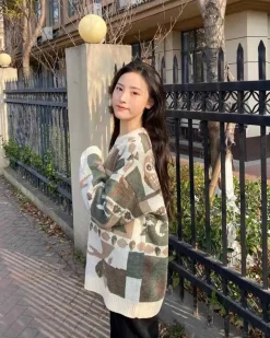 Animal Pattern Crewneck Jumper