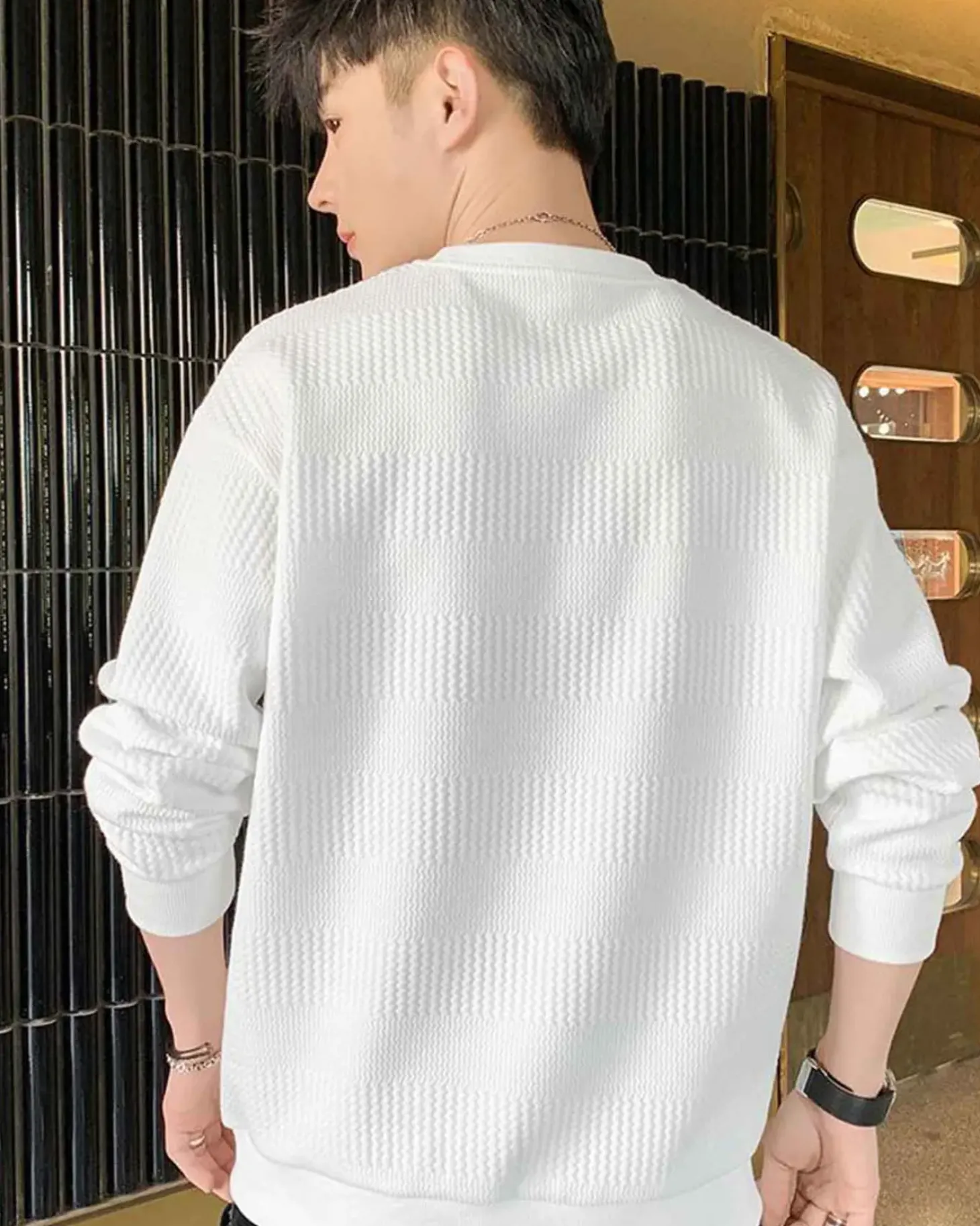 Basic Crewneck Sweatshirt