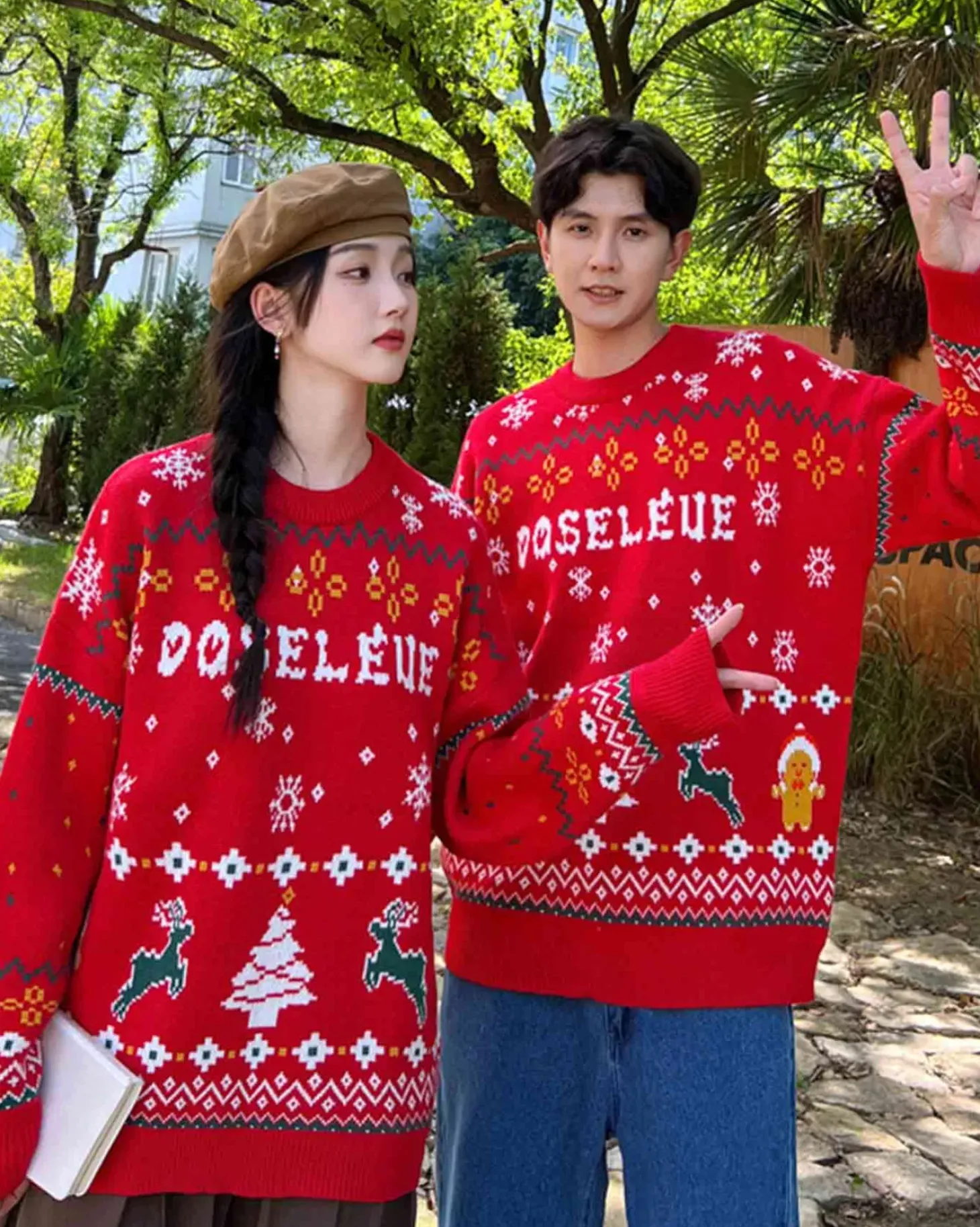Loose-Cut Christmas Jumper