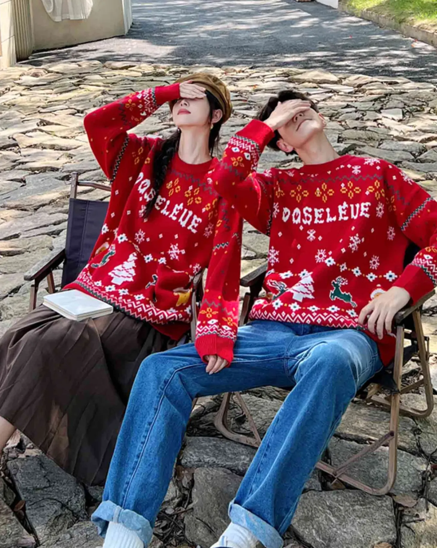 Loose-Cut Christmas Jumper