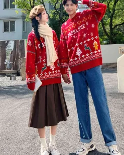 Loose-Cut Christmas Jumper