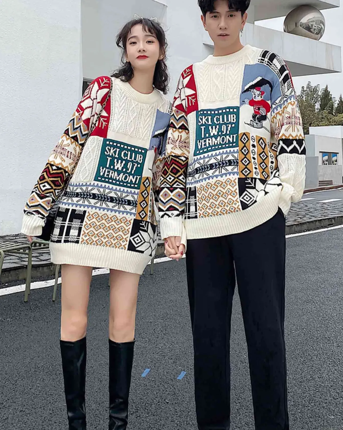 Loose-Cut Colorblock Crew Jumper