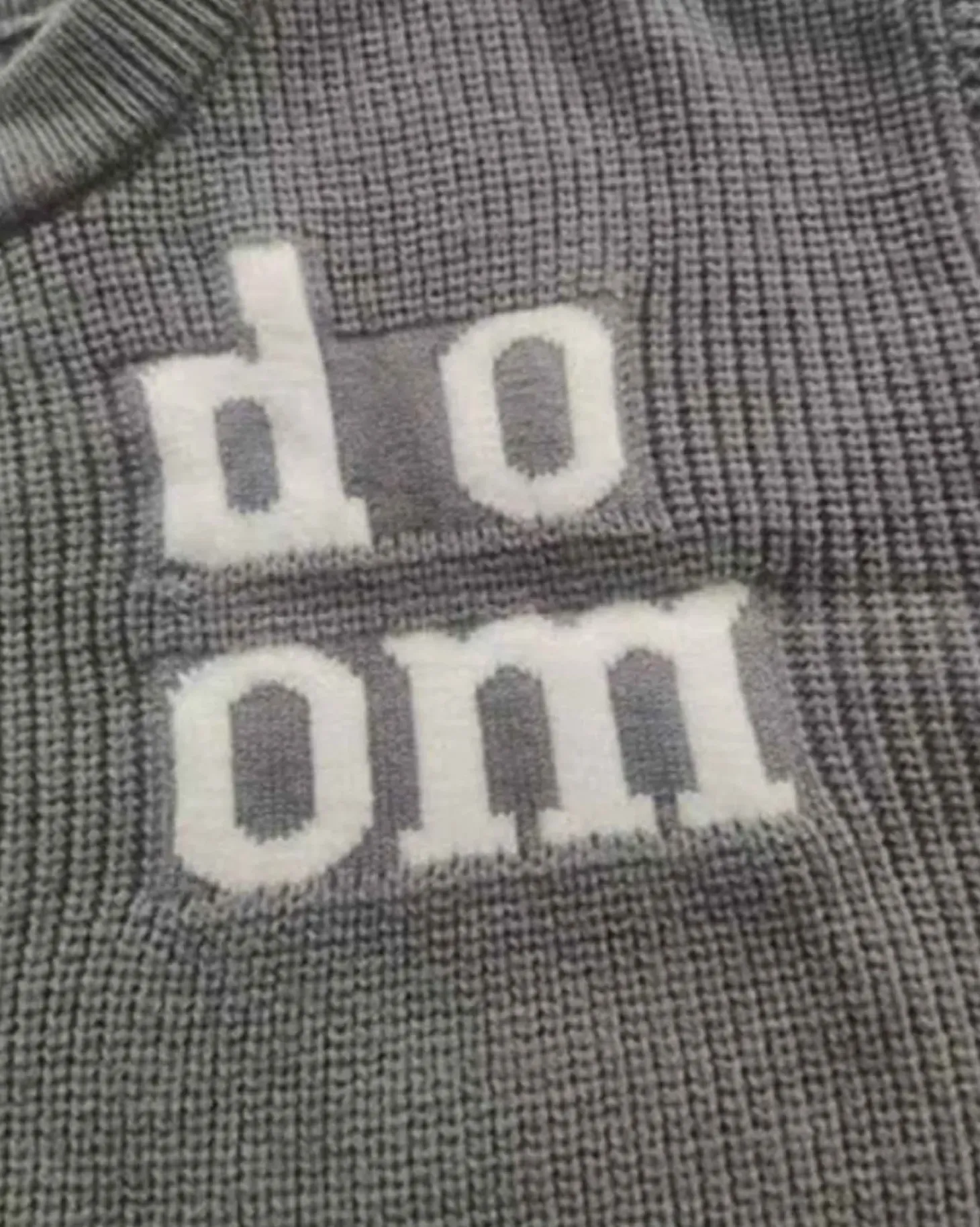 Simple Round Neck Jumper